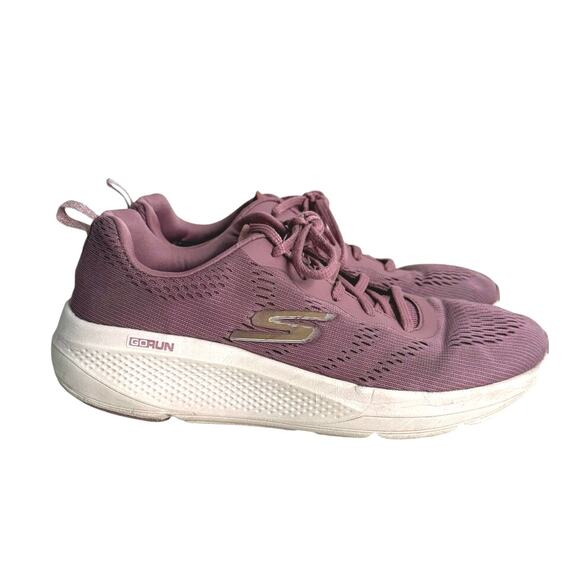 Sketchers Shoes - Sketchers GO RUN Sneakers size 8